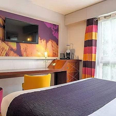 Ampere Hotel 4*