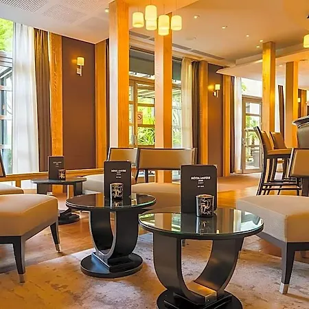 Ampere Hotel Parijs